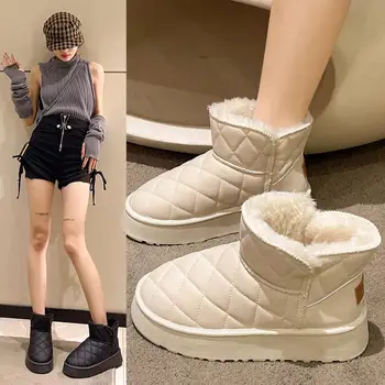 Женские зимние ботинки на платформе в том же стиле, что и у Zhou Dongyu, Новинка 2023 года, короткие зимние ботинки на меху для девочек с утолщенной флисовой подкладкой