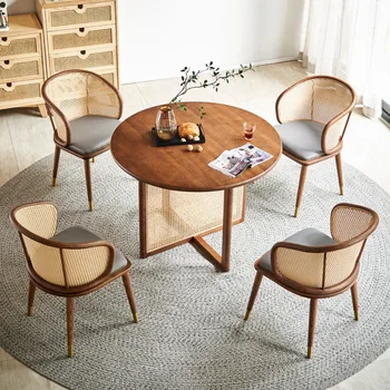 Круглый стол для почтовых отправлений, современный простой стол для проживания в семье, обеденный стол из массива дерева в скандинавском стиле, сочетание домашнего обеденного стола и стула